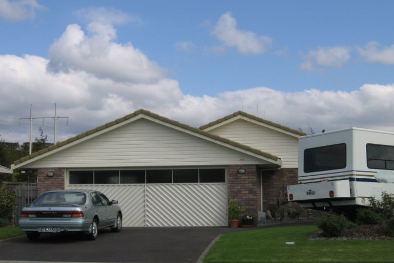 Photo of property in 18 Bayfair Drive, Mount Maunganui, 3116