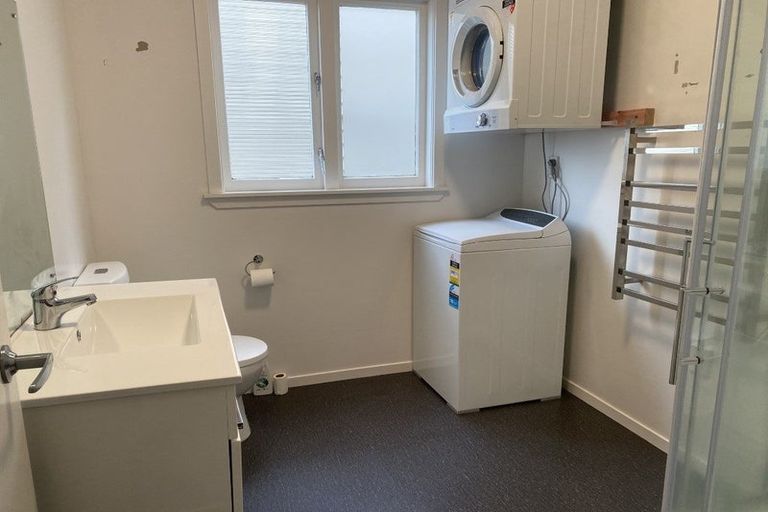 Photo of property in 7 Mckenzie Terrace, Te Aro, Wellington, 6011