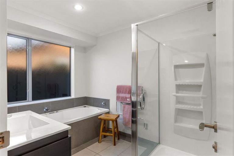 Photo of property in 4 Millpark Place, Northwood, Christchurch, 8051