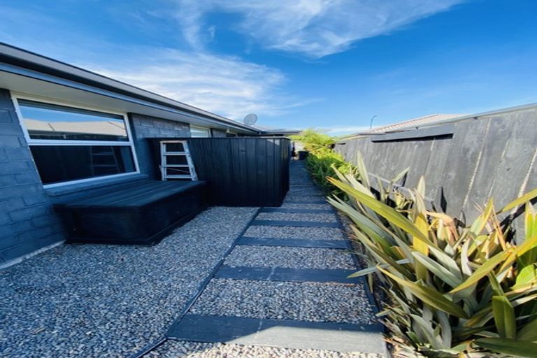 Photo of property in 120 The Boulevard, Papamoa Beach, Papamoa, 3118