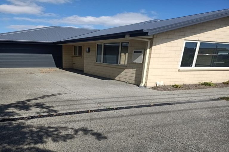 Photo of property in 5 Jennings Place, Rangiora, 7400