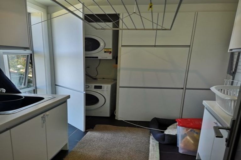 Photo of property in 73 Keanes Road, Maraetai, Howick, 2571