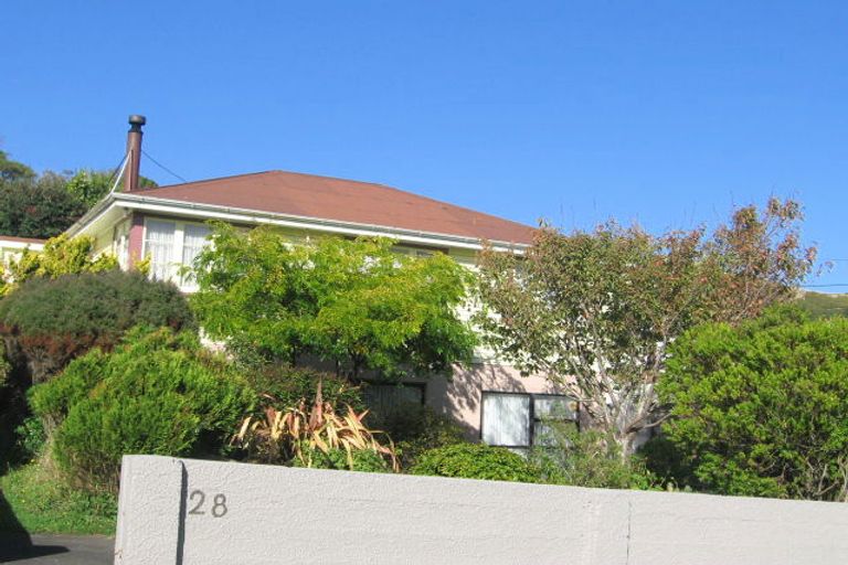 Photo of property in 28 Mahoe Street, Tawa, Wellington, 5028