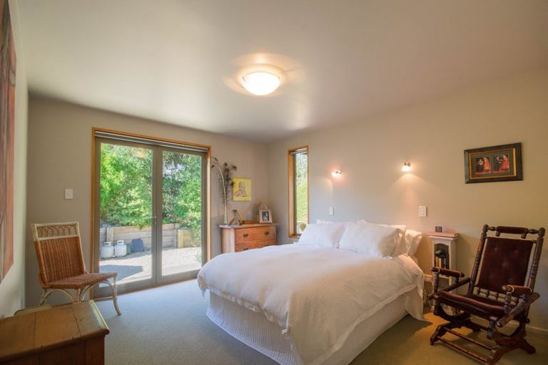 Photo of property in 33 Seaview Lane, Wainui, French Farm, 7582