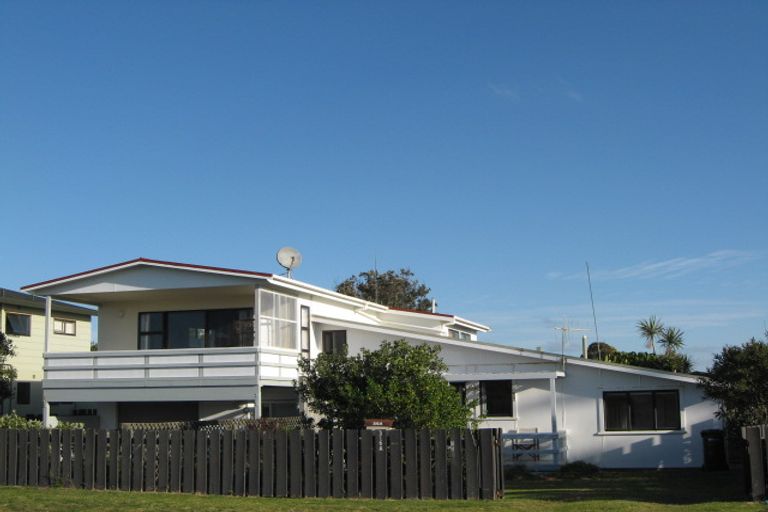 Photo of property in 316 Ocean Road, Ohope, 3121