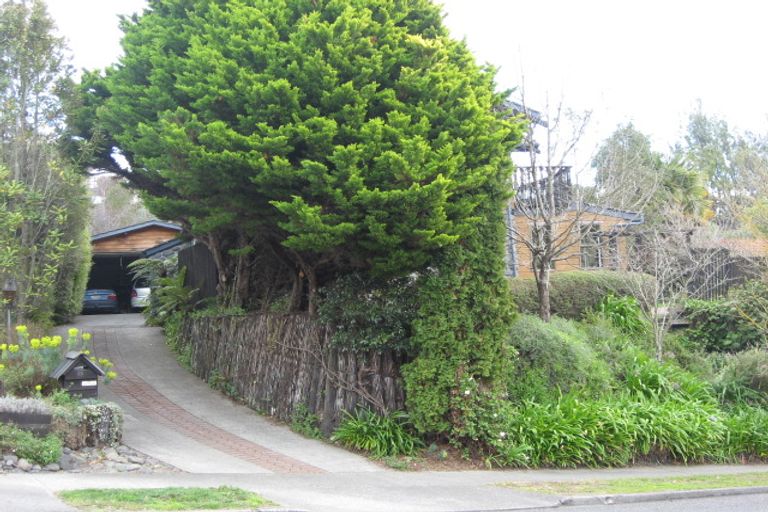 Photo of property in 16 Tokomaru Drive, Havelock North, 4130