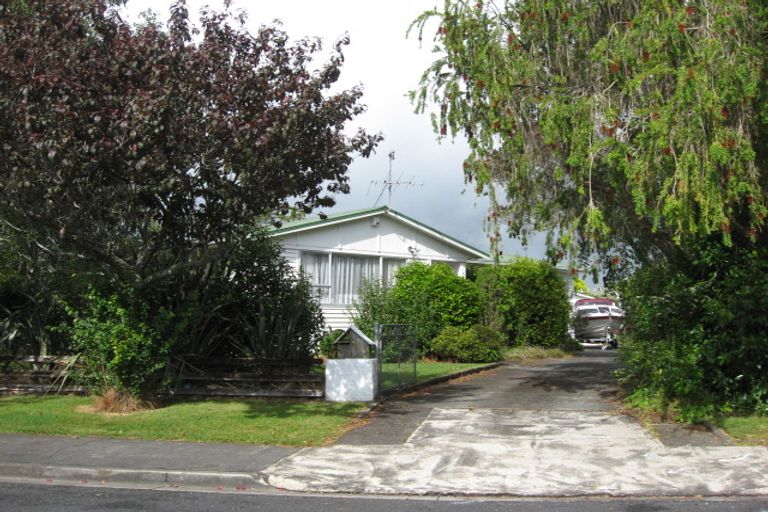 Photo of property in 11 Goodwin Drive, Rosehill, Papakura, 2113