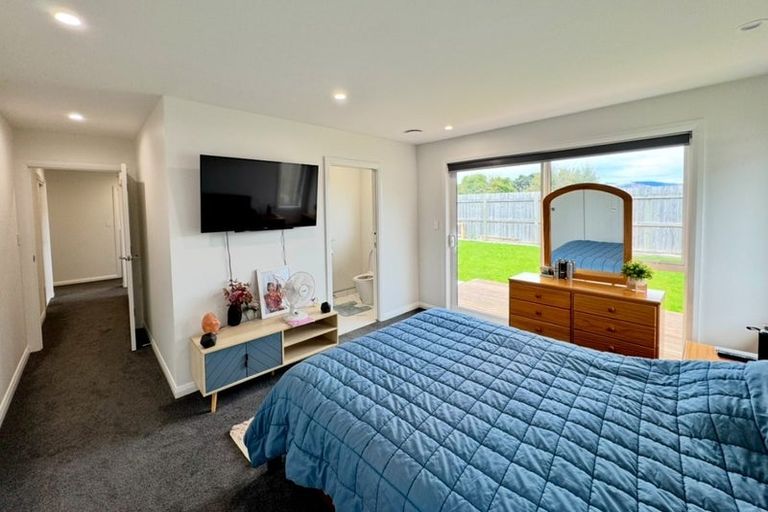 Photo of property in 50 Freedom Drive, Kelvin Grove, Palmerston North, 4414