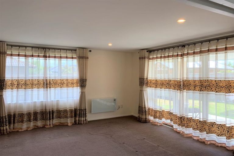 Photo of property in 15 Cognac Drive, Yaldhurst, Christchurch, 8042