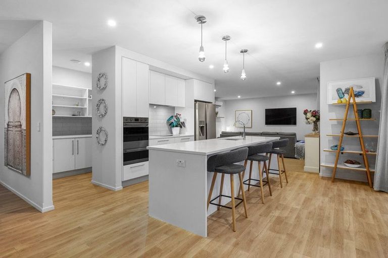 Photo of property in 54 Luxembourg Crescent, Halswell, Christchurch, 8025