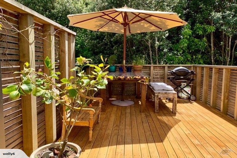 Photo of property in 18/8 Thatcher Crescent, Crofton Downs, Wellington, 6035