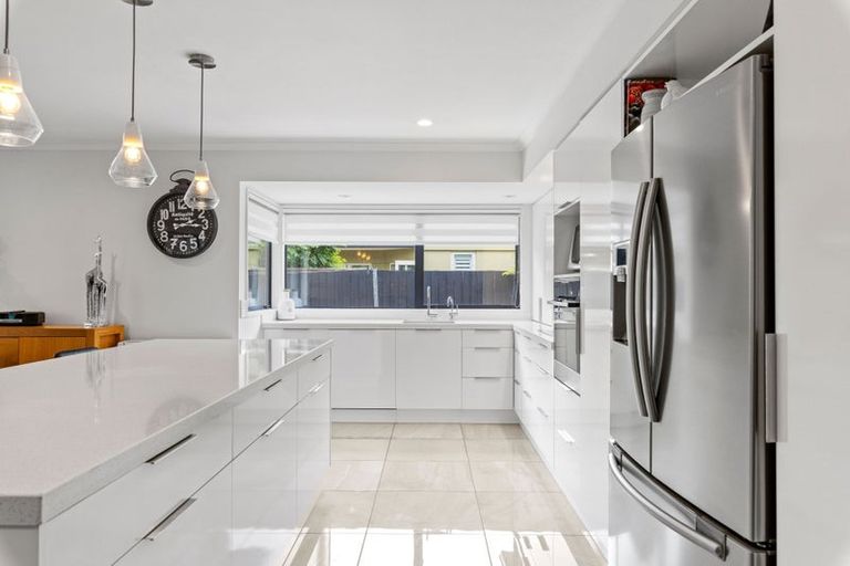 Photo of property in 9 Birkdale Drive, Shirley, Christchurch, 8061