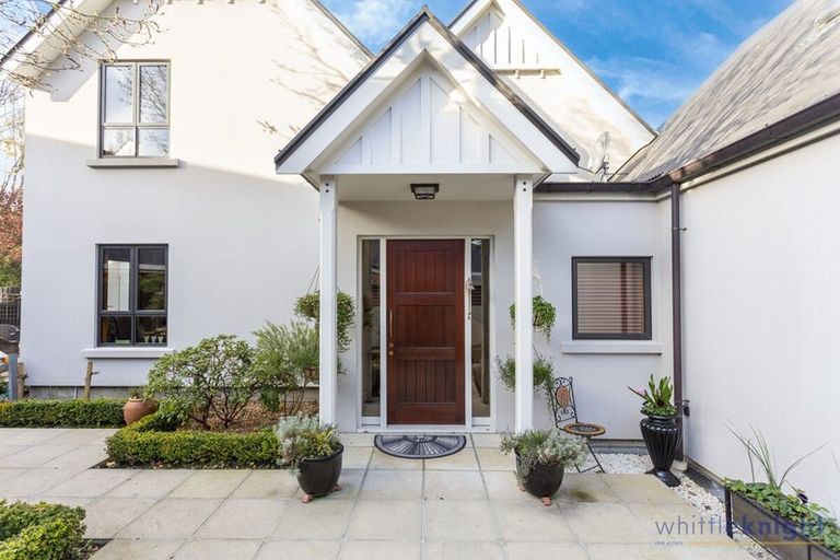 Photo of property in 374 Sawyers Arms Road, Harewood, Christchurch, 8051