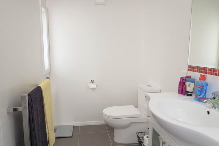 Photo of property in 77 Chartwell Drive, Crofton Downs, Wellington, 6035