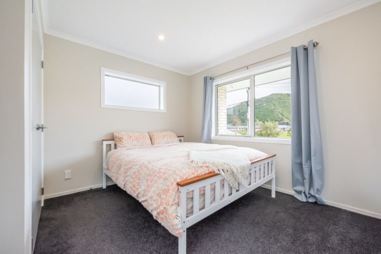 Photo of property in 69 Farmer Crescent, Taita, Lower Hutt, 5011