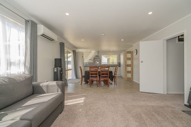 Photo of property in 11 White Street, Whitianga, 3510