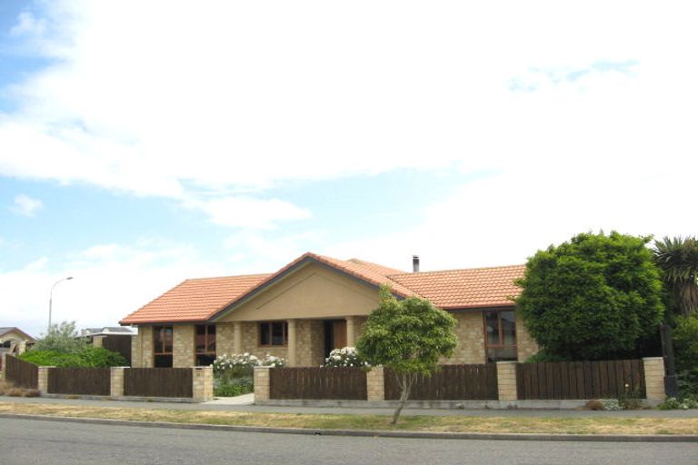 Photo of property in 58 Forest Drive, Parklands, Christchurch, 8083