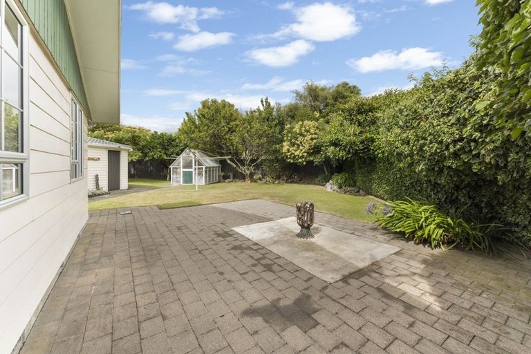 Photo of property in 15 Rennie Avenue, Milson, Palmerston North, 4414