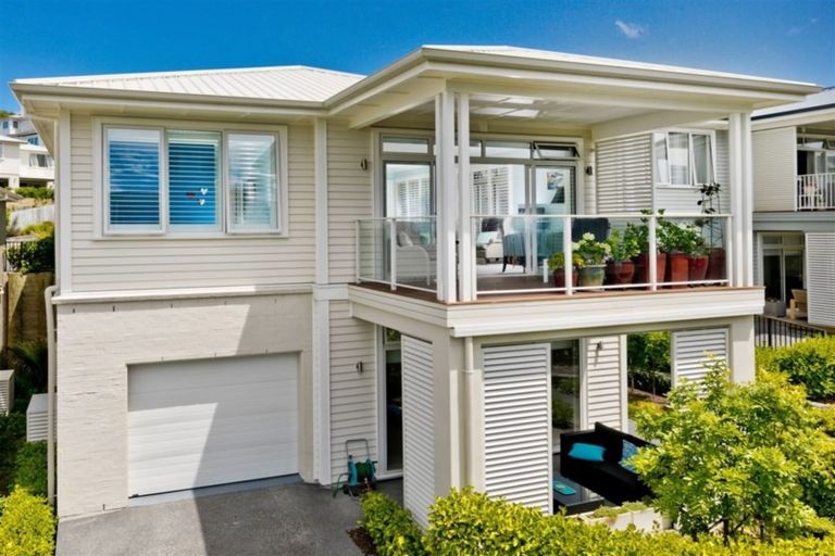Photo of property in 46 Landmark Terrace, Orewa, 0931