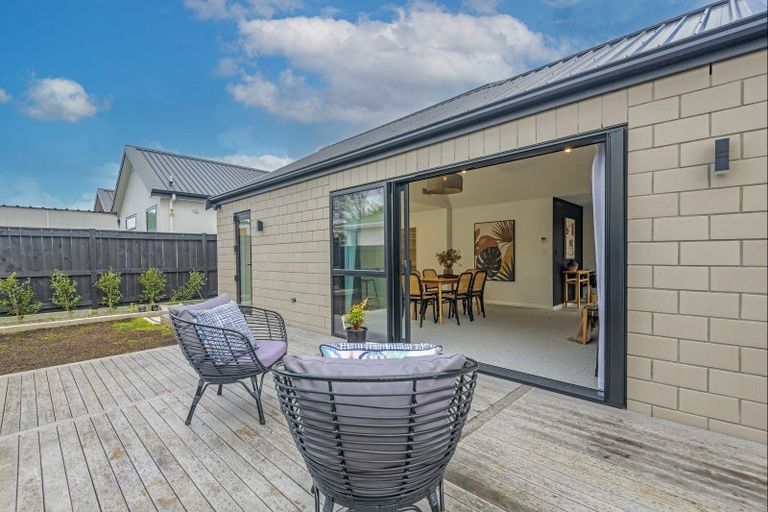 Photo of property in 32 Ashford Avenue, Hokowhitu, Palmerston North, 4410