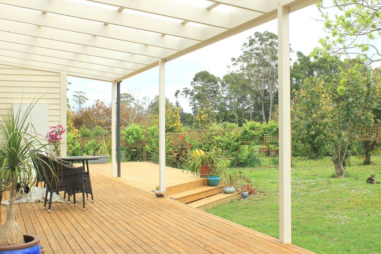 Photo of property in 23 Blue Gum Lane, Kerikeri, 0293