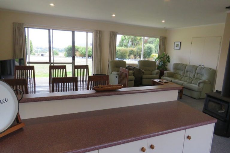 Photo of property in 12 Hepina Heights, Kinloch, Taupo, 3377