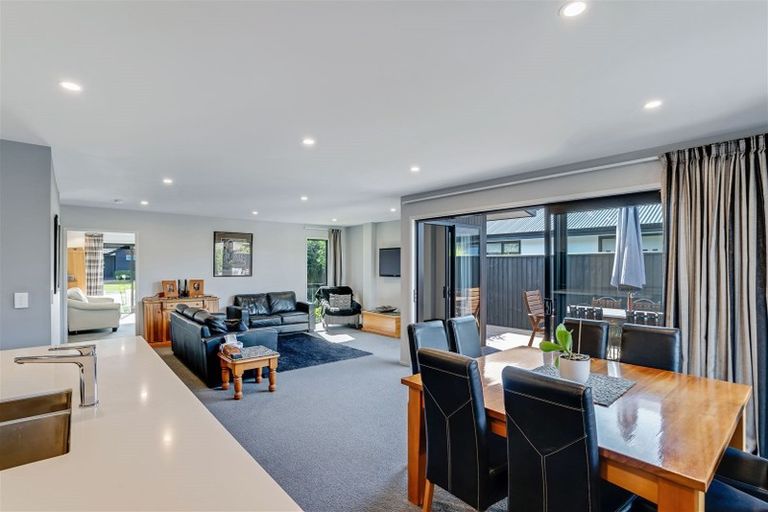 Photo of property in 41 Oakley Drive, Prebbleton, 7604