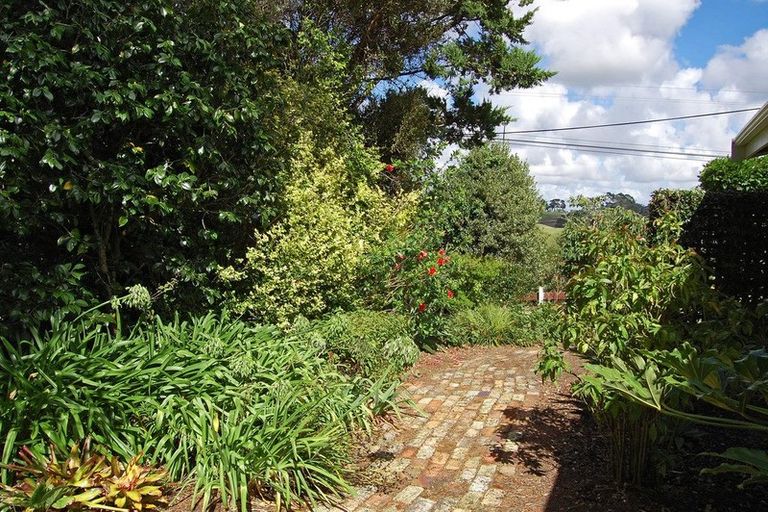 Photo of property in 1870 State Highway 1, Kaiwaka, 0573