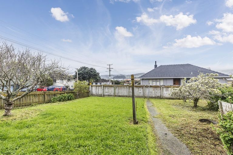 Photo of property in 44 Kotuku Street, Elsdon, Porirua, 5022