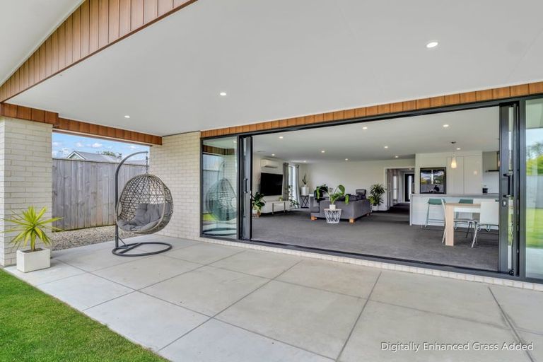 Photo of property in 6 Cambridge Street, Pahiatua, 4910