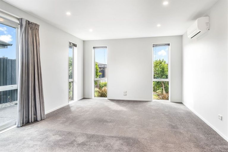 Photo of property in 34 Maclaren Road, Wigram, Christchurch, 8042