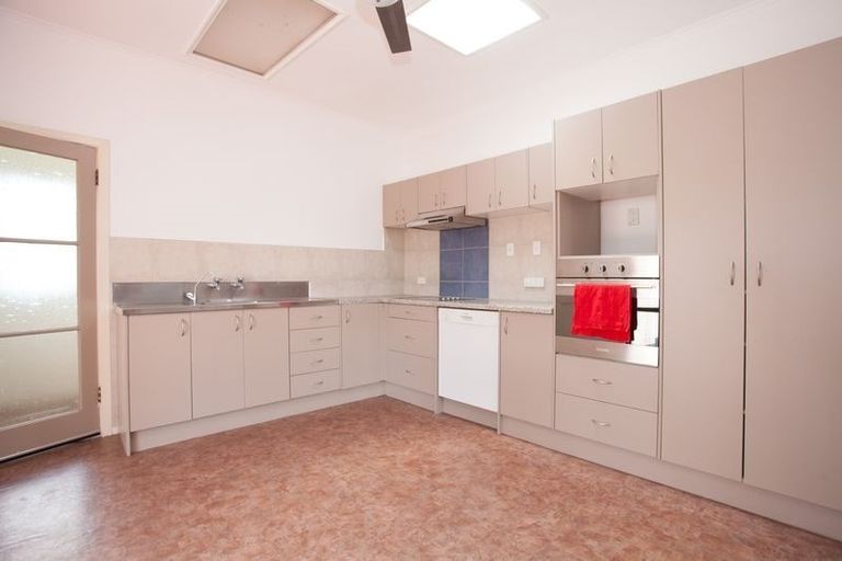 Photo of property in 32 Waerenga Road, Te Kauwhata, 3710