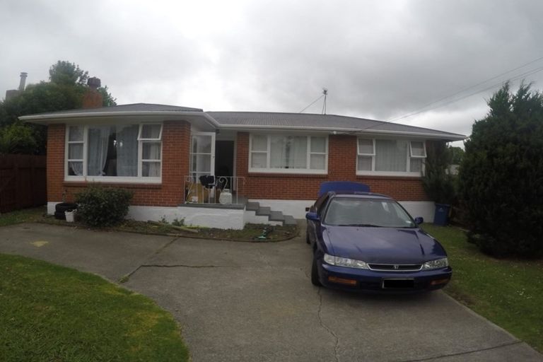 Photo of property in 1/7 Barbary Avenue, Kelston, Auckland, 0602
