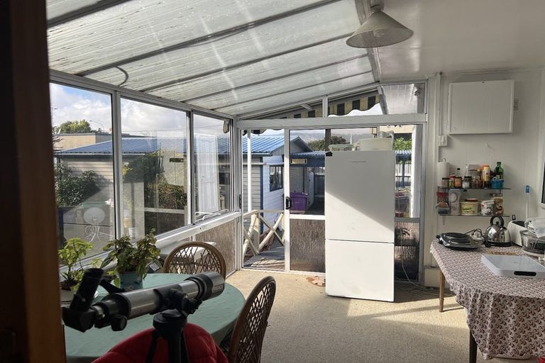 Photo of property in 4 York Street, Levin, 5510