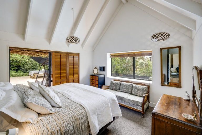 Photo of property in 5a Tauroa Road, Havelock North, 4130