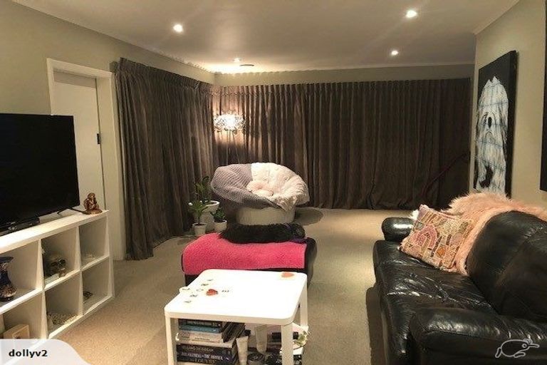 Photo of property in 8a Manuka Street, Miramar, Wellington, 6022