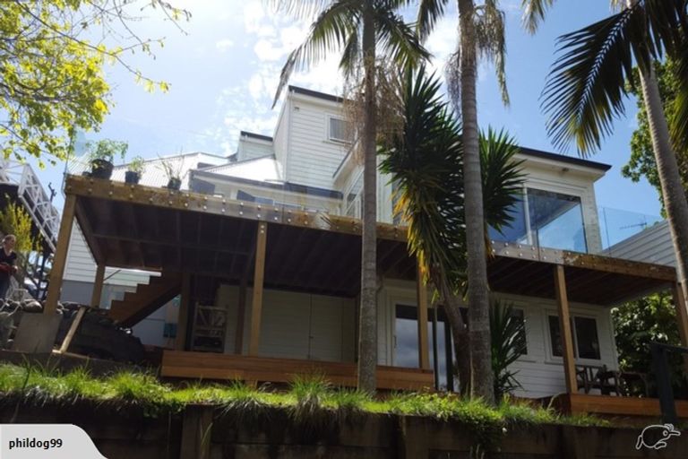 Photo of property in 56 Codrington Crescent, Mission Bay, Auckland, 1071