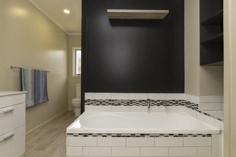 Photo of property in 2/5 Whetu Place, Nukuhau, Taupo, 3330