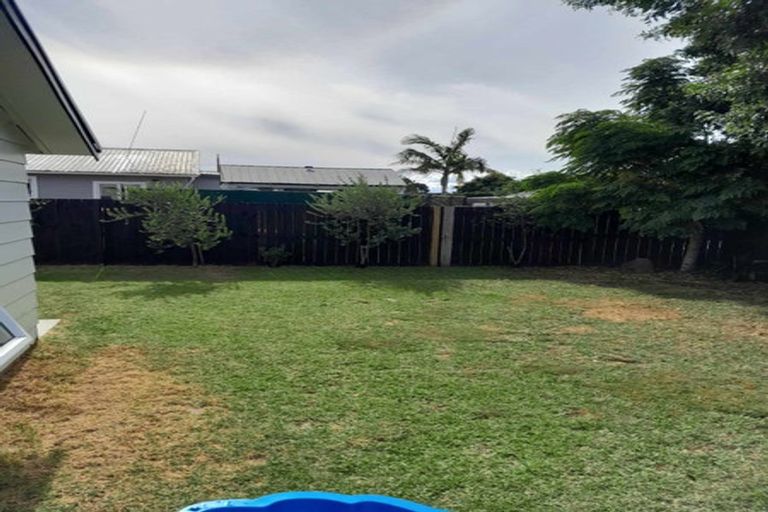 Photo of property in 23 Ngatai Road, Otumoetai, Tauranga, 3110