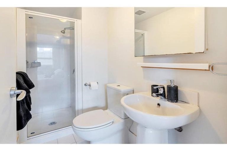 Photo of property in 24/8 Clayton Street, Newmarket, Auckland, 1023