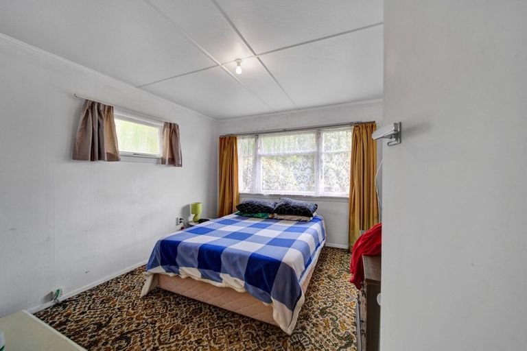 Photo of property in 16 Grey Street, Hawera, 4610