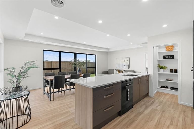 Photo of property in 51 River Stone Drive, Halswell, Christchurch, 8025