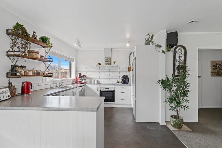 Photo of property in 6 Mount Avenue, Te Aroha, 3320