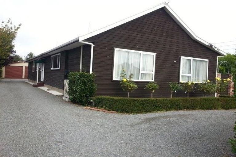 Photo of property in 201 Avonhead Road, Avonhead, Christchurch, 8042