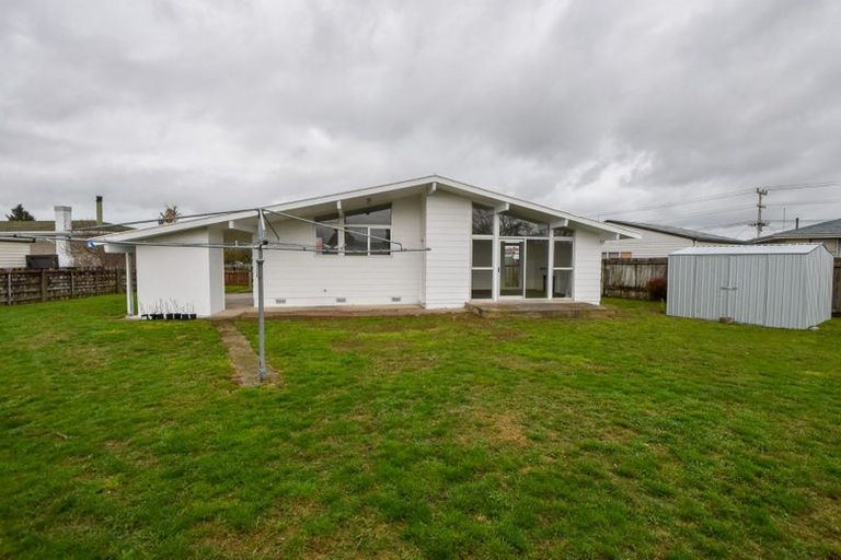 Photo of property in 28 Manchester Street, Solway, Masterton, 5810