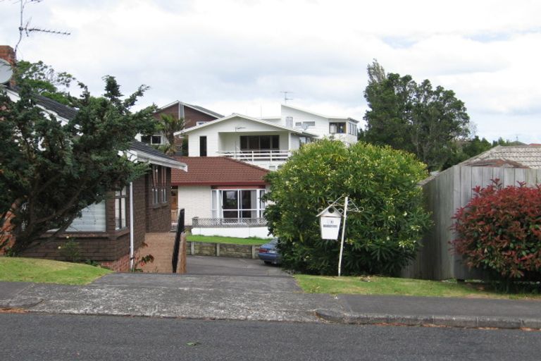 Photo of property in 2/8 Selwyn Crescent, Forrest Hill, Auckland, 0620