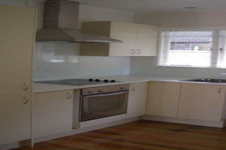 Photo of property in 1/12a Sanders Avenue, Takapuna, Auckland, 0622