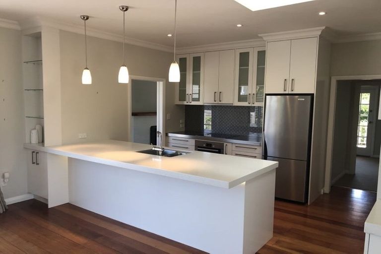 Photo of property in 38 Muritai Crescent, Havelock North, 4130