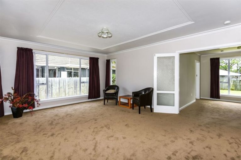 Photo of property in 63 Acacia Avenue, Upper Riccarton, Christchurch, 8041