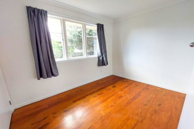 Photo of property in 42 Coleridge Drive, Enderley, Hamilton, 3214